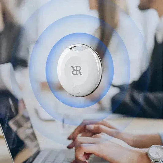 Pet Anti-loss Alarm Device Smart Wireless Bluetooth Locator Precise Pet Tracking Artifact for Your Dog Cat - www.Shopthatapp.com #