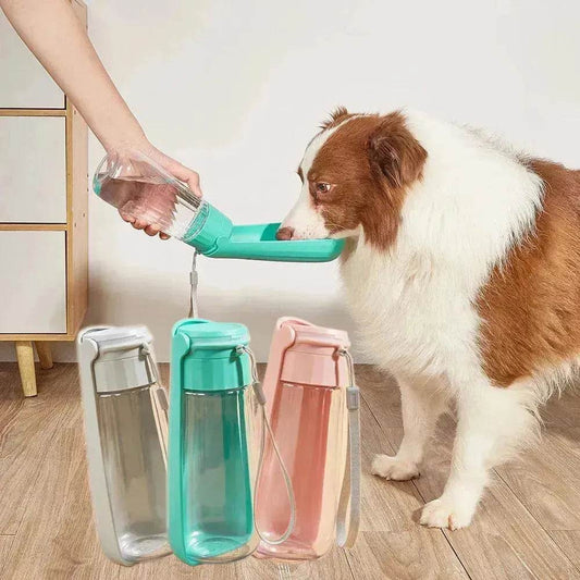 Pet Water Cup Outdoor Portable Folding Dog Water Bottle 550ml Large Capacity Medium To Large Dog Drinking Bottle - www.Shopthatapp.com #